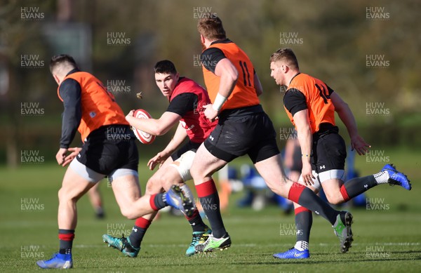 180219 - Wales Rugby Training - Seb Davies during training