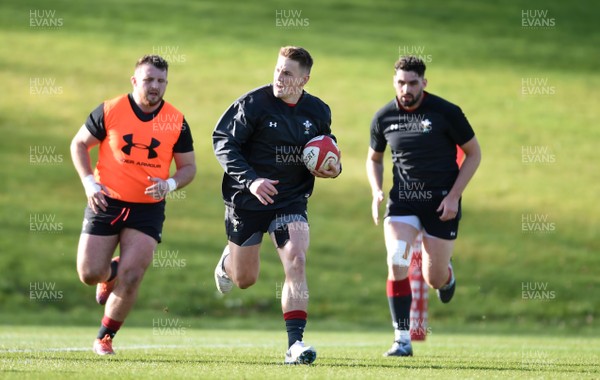 180219 - Wales Rugby Training - Jonathan Davies during training