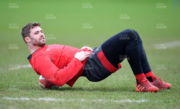 180220 - Wales Rugby Training - Leigh Halfpenny during training