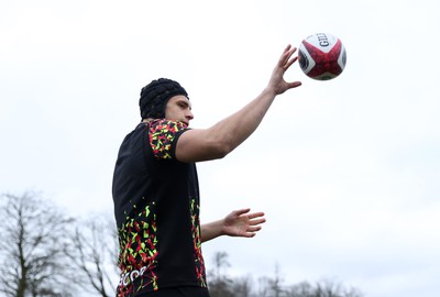180226 - Wales Rugby Training ahead of their 6 Nations game against Scotland - Dafydd Jenkins during training