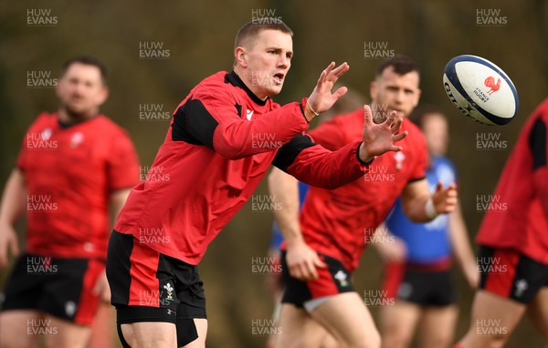 180321 - Wales Rugby Training - Jonathan Davies during training