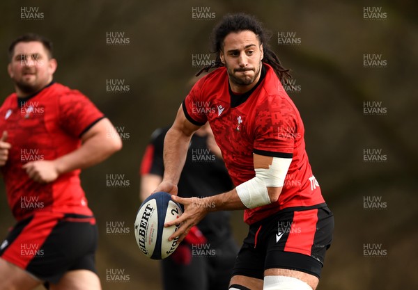 180321 - Wales Rugby Training - Josh Navidi during training