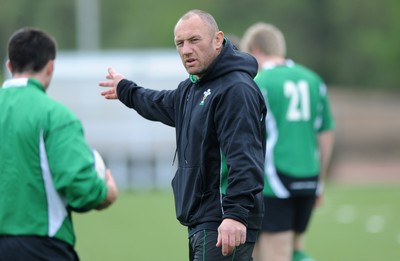 18.05.09 - Wales Rugby Training - Wales coach Robin McBryde during training. 