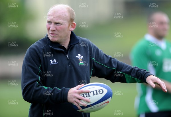 18.05.09 - Wales Rugby Training - Wales coach Neil Jenkins during training. 