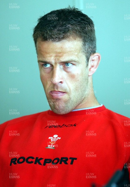 180603 - Wales Rugby Training - Determination on the face of Gareth Llewelyn ahead of the test with New Zealand on Saturday