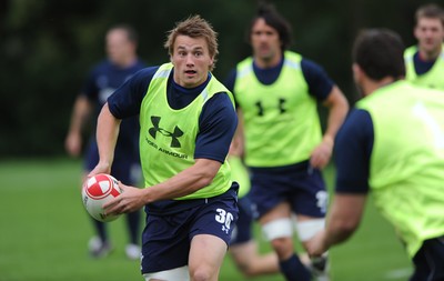 18.08.11 - Wales Rugby Training - Jonathan Davies during training. 