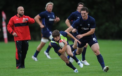 18.08.11 - Wales Rugby Training - Lloyd Williams during training. 