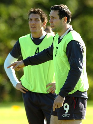 18.09.07 - Wales Rugby World Cup Training - Stephen Jones(R) and James Hook during training 
