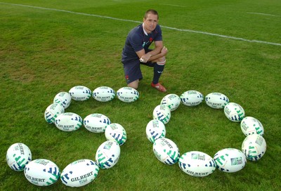 18.09.07 - Wales Rugby World Cup Training - Wales wing, Shane Williams celebrates winning his 50th cap for Wales when he plays against Japan on Thursday 