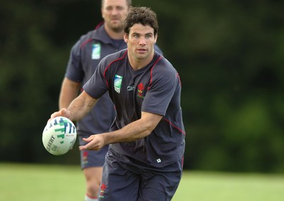 18.09.07 - Wales Rugby World Cup Training - Mike Phillips in action during training 