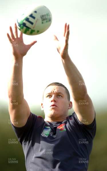18.09.07 - Wales Rugby World Cup Training - Ian Evans in action during training 
