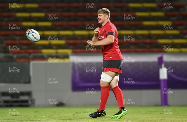 180919 - Wales Rugby Training - Aaron Wainwright during training