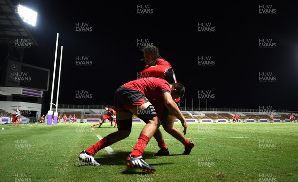 180919 - Wales Rugby Training - Justin Tipuric and Josh Navidi during training