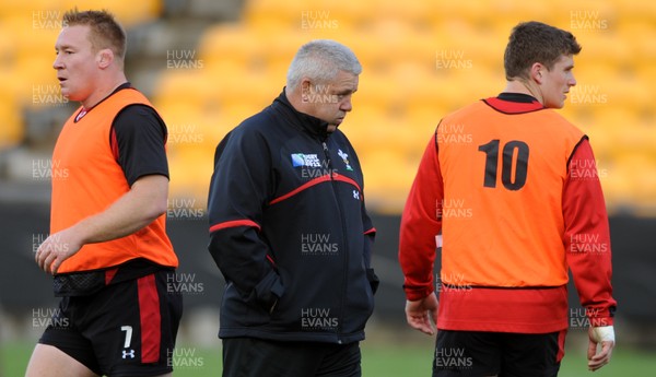 18.10.11 - Wales Rugby Training - Wales head coach Warren Gatland during training. 
