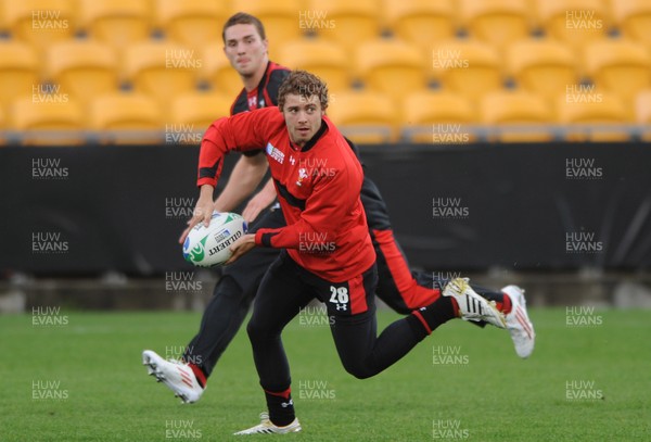 18.10.11 - Wales Rugby Training - Leigh Halfpenny during training. 