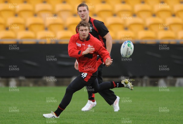 18.10.11 - Wales Rugby Training - Leigh Halfpenny during training. 