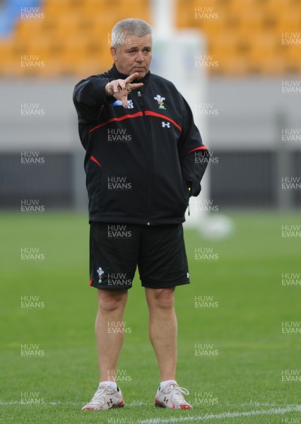 18.10.11 - Wales Rugby Training - Wales head coach Warren Gatland during training. 