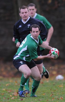 18.11.08 - Wales Rugby Training - Gareth Cooper in action during training 