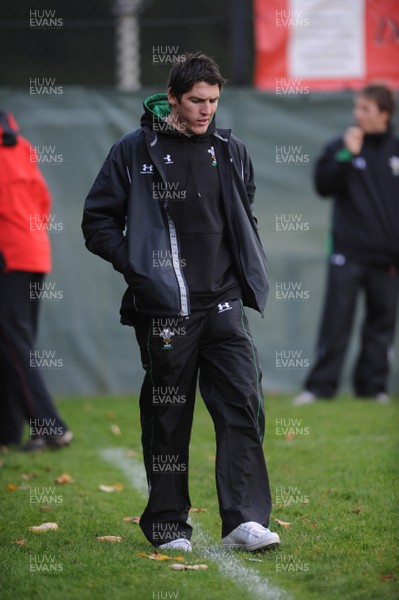 18.11.08 - Wales Rugby Training - James Hook sits out of Wales Training 