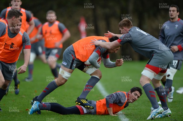 181113 - Wales Rugby Training -Justin Tipuric during training