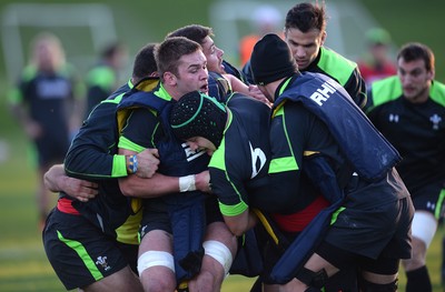 181114 - Wales Rugby Training -Dan Lydiate during training