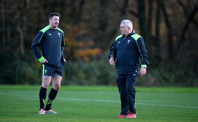 181114 - Wales Rugby Training -Alex Cuthbert talks to Warren Gatland during training