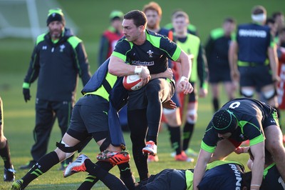 181114 - Wales Rugby Training -George North during training