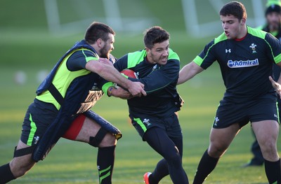 181114 - Wales Rugby Training -Rhys Webb during training