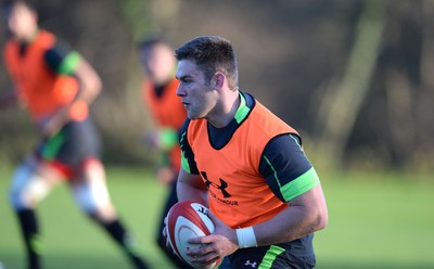 181114 - Wales Rugby Training -Dan Lydiate during training