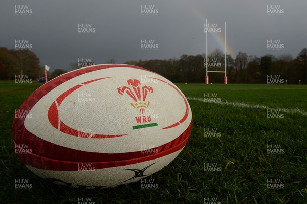 181121 - Wales Rugby Training - Gilbert ball with rainbow during training