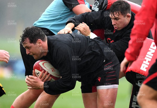 181121 - Wales Rugby Training - Ryan Elias during training