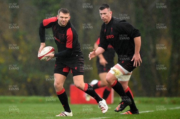 181121 - Wales Rugby Training - Dan Biggar during training