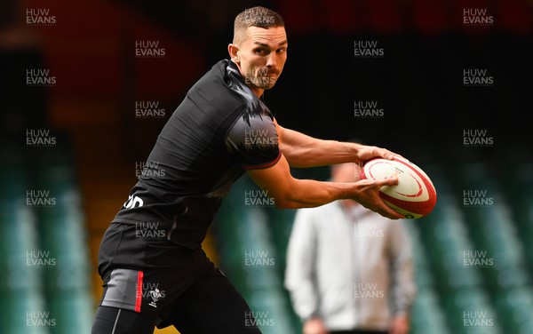 181122 - Wales Rugby Training - George North during training