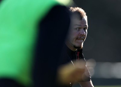 181125 - Wales Rugby Training in the week leading up to their game against New Zealand - Jarrod Evans during training