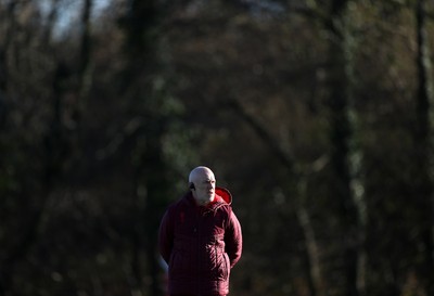 181125 - Wales Rugby Training in the week leading up to their game against New Zealand - Steve Tandy, Head Coach during training