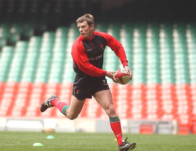 190203 - Wales Rugby Training - Recalled full back Kevin Morgan at training