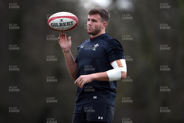 190219 - Wales Rugby Training - Elliot Dee during training