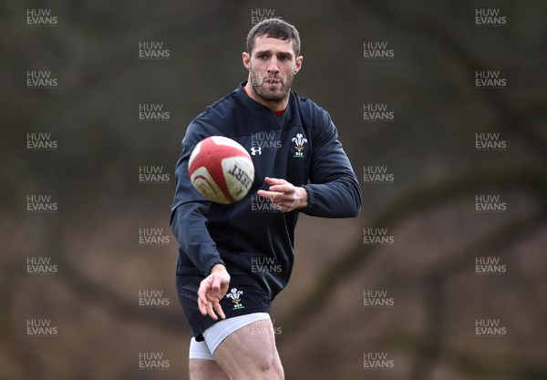 190219 - Wales Rugby Training - Jonah Holmes during training