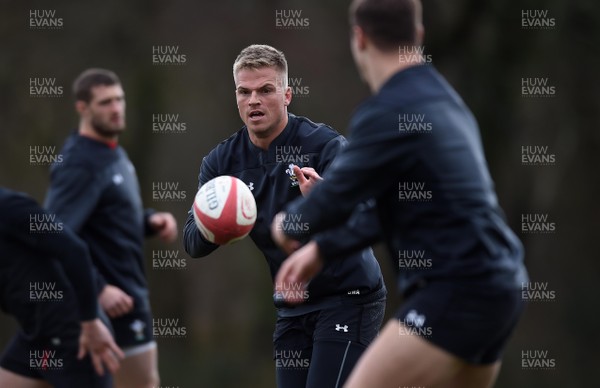 190219 - Wales Rugby Training - Gareth Anscombe during training
