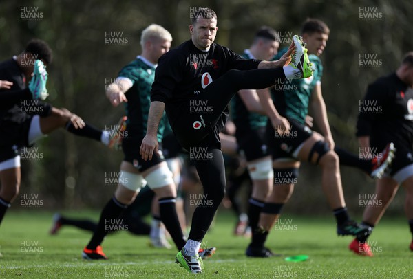 190224 - Wales Rugby Training in the week leading up to their 6 Nations clash with Ireland - Gareth Davies during training