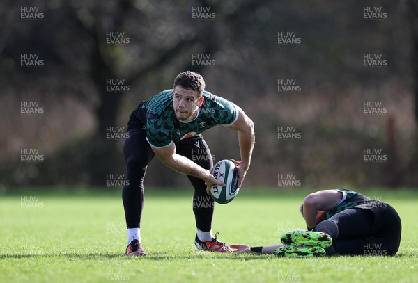 190224 - Wales Rugby Training in the week leading up to their 6 Nations clash with Ireland - Kieran Hardy during training
