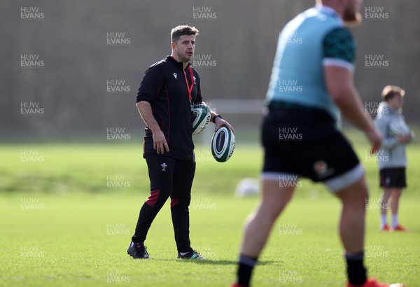 190224 - Wales Rugby Training in the week leading up to their 6 Nations clash with Ireland - Robin Sowden-Taylor, Strength & Conditioning Coach