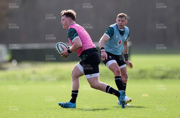 190224 - Wales Rugby Training in the week leading up to their 6 Nations clash with Ireland - Evan Lloyd during training