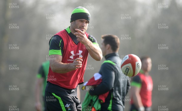 190315 - Wales Rugby Training -Jamie Roberts during training