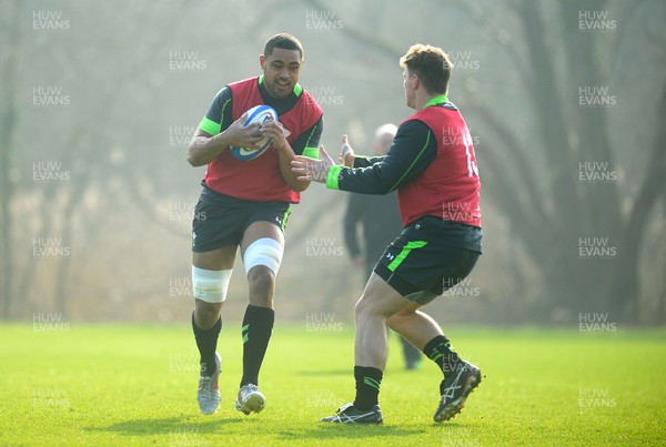 190315 - Wales Rugby Training -Taulupe Faletau during training