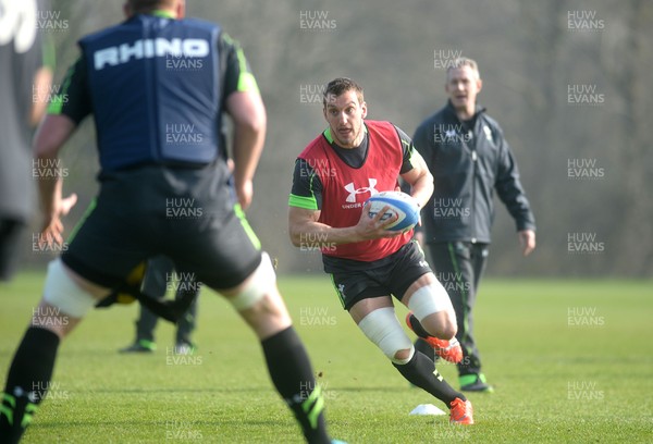 190315 - Wales Rugby Training -Sam Warburton during training