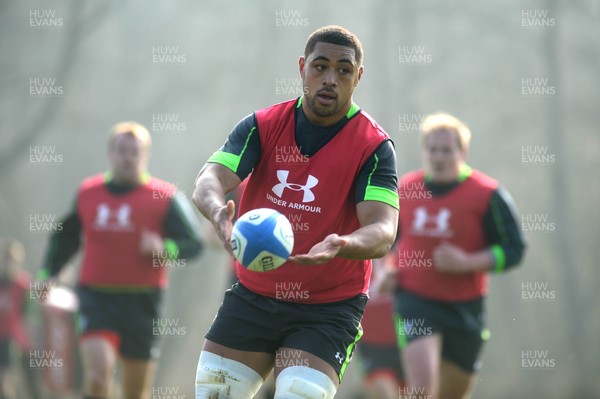 190315 - Wales Rugby Training -Taulupe Faletau during training