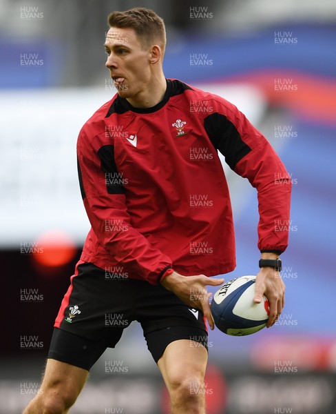 190321 - Wales Rugby Training - Liam Williams during training