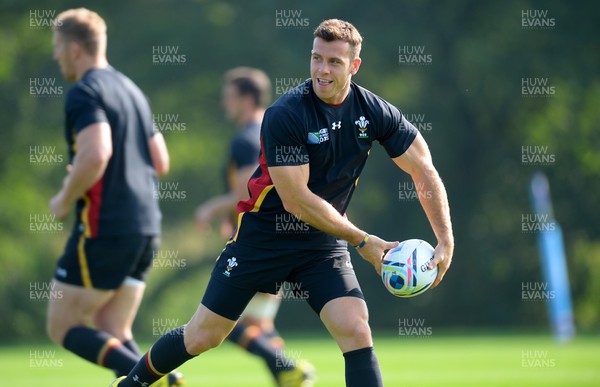 190915 - Wales Rugby World Cup Training -Gareth Davies during training