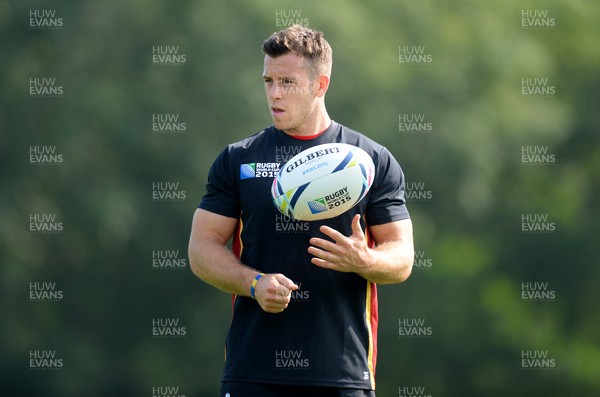 190915 - Wales Rugby World Cup Training -Gareth Davies during training